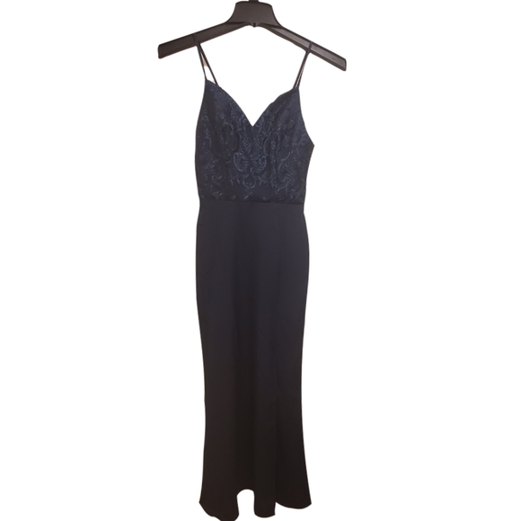 CHI CHI LONDON Stefan Embroidered Bodice Gown - Picture 8 of 8